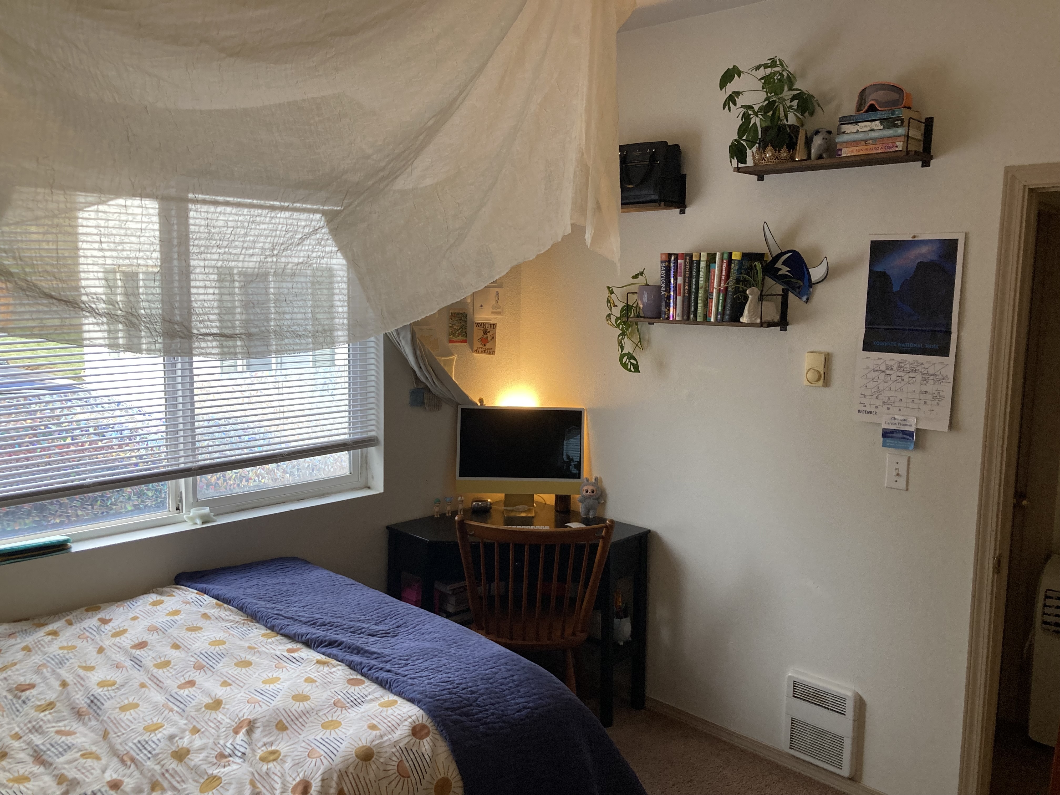 Alternate bedroom view