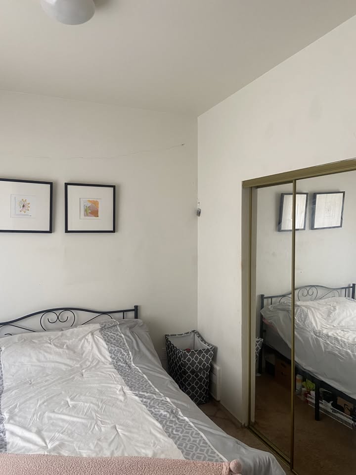 Other room alternate view